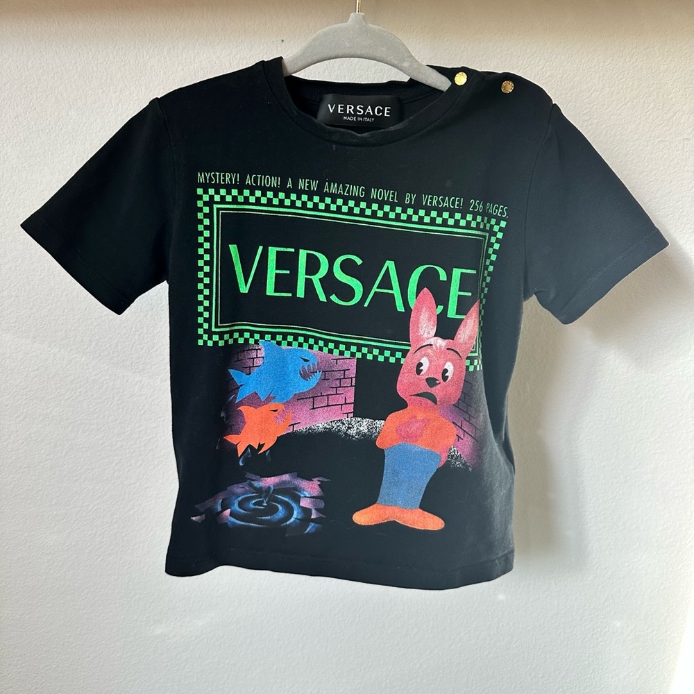 ❤️sold❤️Versace Toddler Shirt size 18-24 months